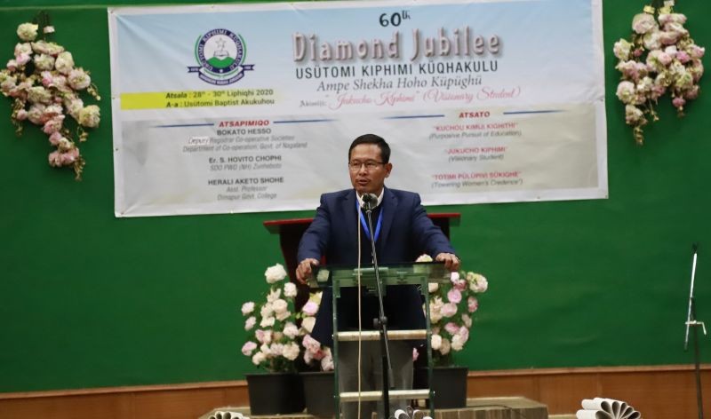 Bokato Hesso, Deputy Registrar Co-operative Societies, speaking during the introductory session.