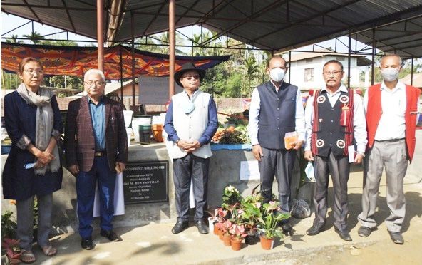 Director of Agriculture, M Ben Yanthan (3rd from left) with officials and council leaders during the inauguration of Darogajan community marketing shed on December 12.