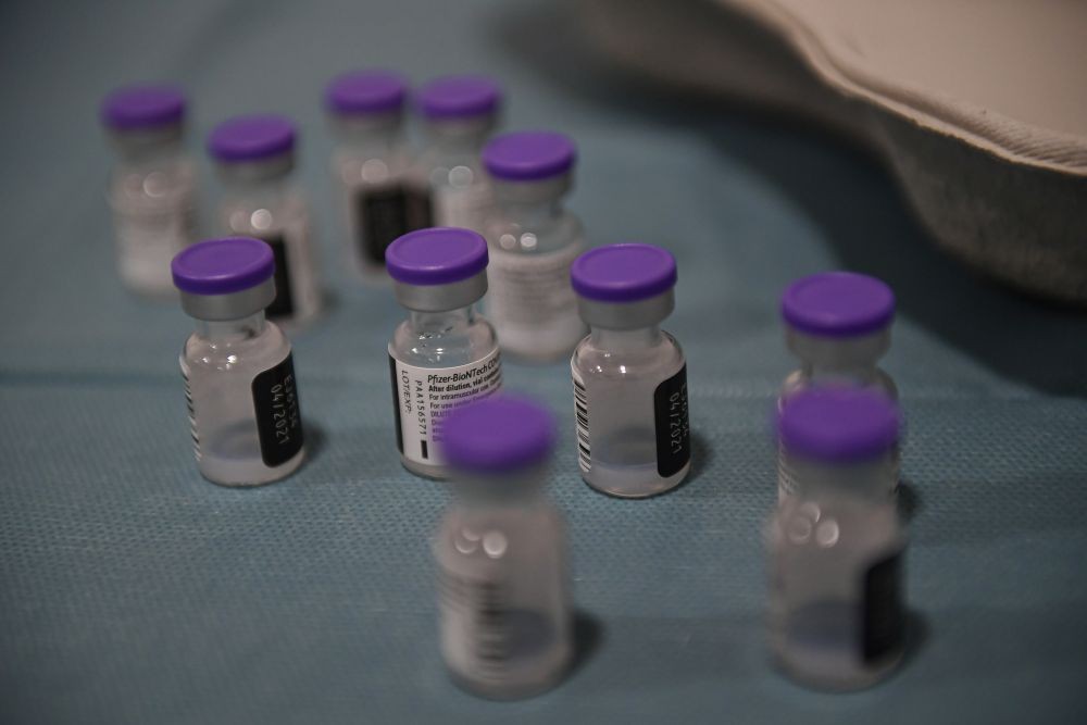 Pfizer coronavirus vaccines before being administered as the second coronavirus vaccine to residents at San Jeronimo nursing home, in Estella, around 38 kms (23 miles) from Pamplona, northern Spain, Thursday, Jan. 28. 2021. AP/PTI