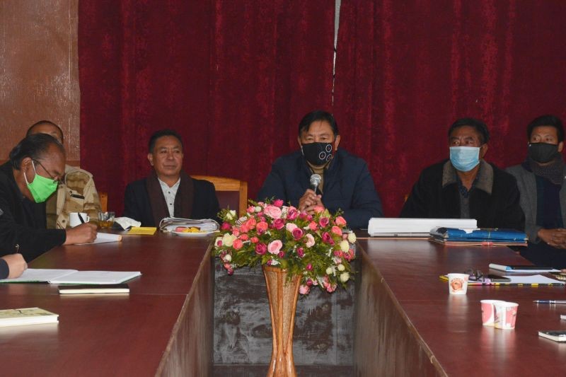 Advisor, School Education and chairman DPDB, KT Sükhalu addressing the Zunheboto District Planning & Development Board at Deputy Commissioner's Conference Hall on January 12. (DIPR Photo)