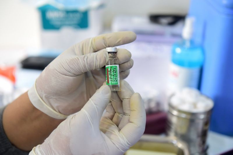 New Delhi: A health official shows a vaccine dose after the virtual launch of COVID-19 vaccination drive by Prime Minister Narendra Modi, at Max Hospital in New Delhi, Saturday, Jan. 16, 2021. (PTI Photo/Kamal Kishore)