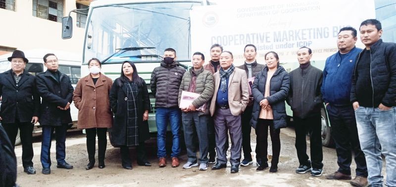 Registrar, Cooperative Societies Tiyongmeren Jamir and others during the launching programme of ‘Cooperative Marketing Bus’ in Kohima on January 21. (Morung Photo)