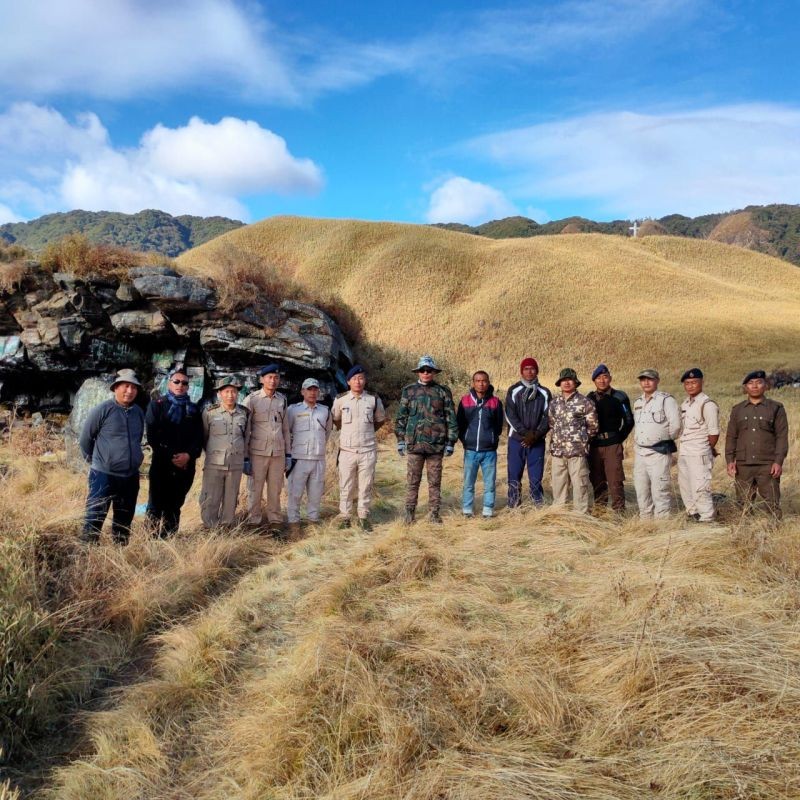 Officials of Fire & Emergency Services, Nagaland along with SAYO volunteers at Dzükou Valley on January 9. (Photo Courtesy: F&ES)