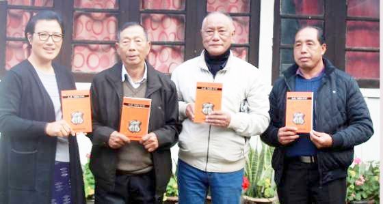 M Meren Longkumer (second from left) released his book titled ‘Alar Takum Otsu’ dedicated to his wife Lentongsungla Jamir on January 21 in commemoration of their 54th wedding anniversary at Ungma village, Mokokchung. The book was released by Talijungla, Associate Pastor (Women), Ungma Baptist Church. The author has written 13 books till date.