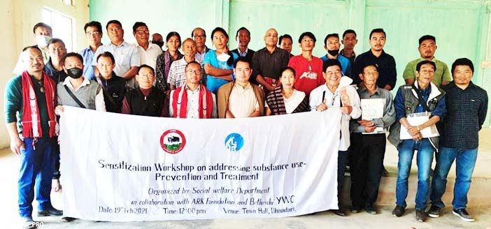 Participants with resource persons and officials during the Drug Free India campaign held at Bhandari Town hall on February 19.