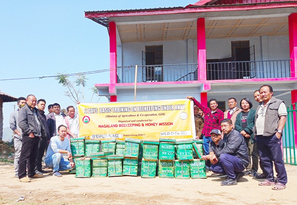 Prospective beekeepers from Mopungchuket and Yimchalu villages with NBHM Team Member Chubanungla and apiarist T Chuba Longkumer during the training session at Yimchalu village on February 23. (Morung Photo)