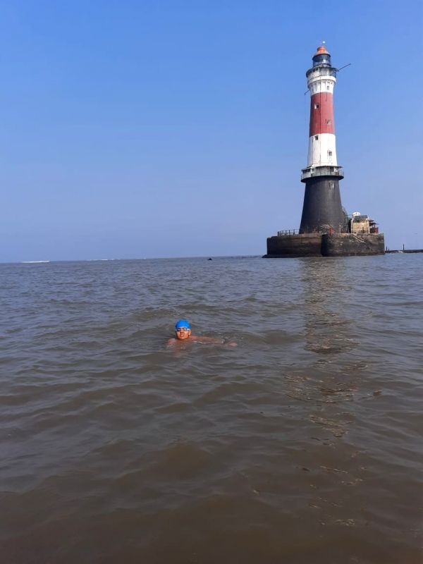 Jiya Rai, 12, daughter of a Indian Navy sailor became the youngest in the world suffering from Autism to swim in the open Arabian Sea from Bandra-Worli Sea Link to Gateway of India 36 kms distance in 8 hours and 40 min. (IANS Photo)