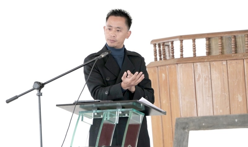 Aron Asumi, Director, Immanuel Music Academy speaking during the music retreat in Zunheboto.