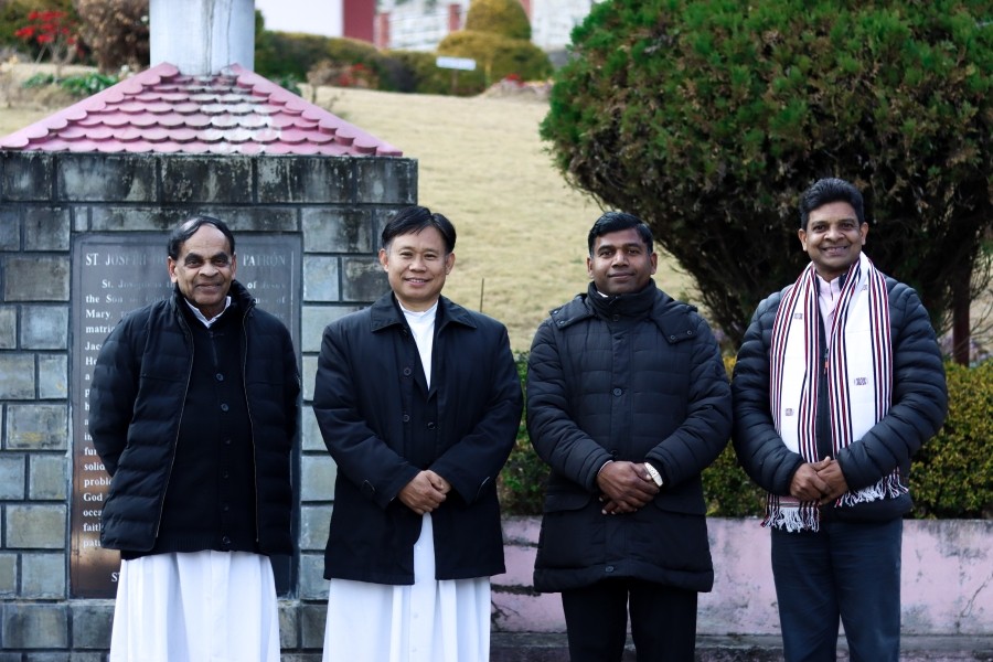 St Joseph’s College (A), Jakhama bid farewell to its outgoing principal, Rev Fr Dr Sebastian Ousepparampil on February 10.