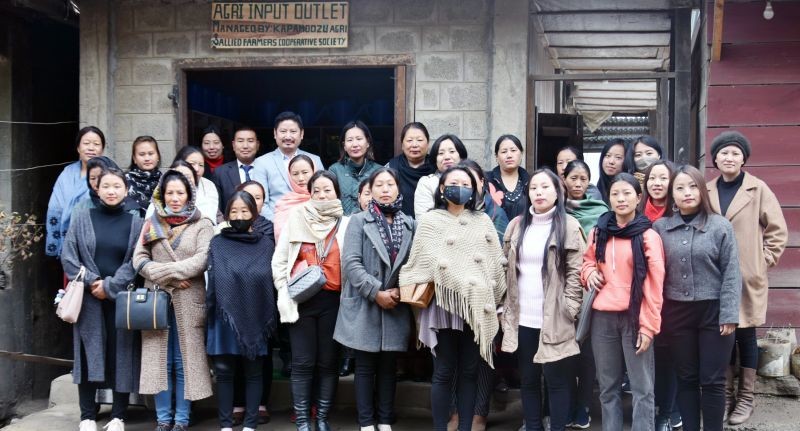 Mhathung Khuvung and others during the inauguration of Kapamodzu Agri & Allied Farmers Cooperative Society Agri Input Outlet at Pfutsero on March 30.