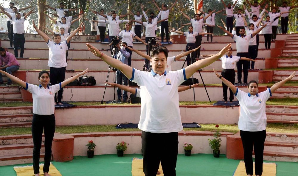  New Delhi: Minister of State for Youth Affairs & Sports, AYUSH (Independent Charge) and Minority Affairs, Kiren Rijiju attends the inaugural event of ‘100 Days Countdown for International Day of Yoga 2021’ at Morarji Desai National Institute of Yoga (MDNIY), in New Delhi, Saturday, March 13, 2021. (PTI Photo)