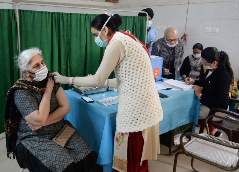 Jalandhar: A medic administers the first dose of COVID-19 vaccine to an elderly woman, at a vaccination center in Jalandhar, Tuesday, March 02, 2021. The vaccination drive in the country was expanded from Monday to include people above 60 years of age and those aged between 45 and 59 who have co-morbidities. (PTI Photo)(