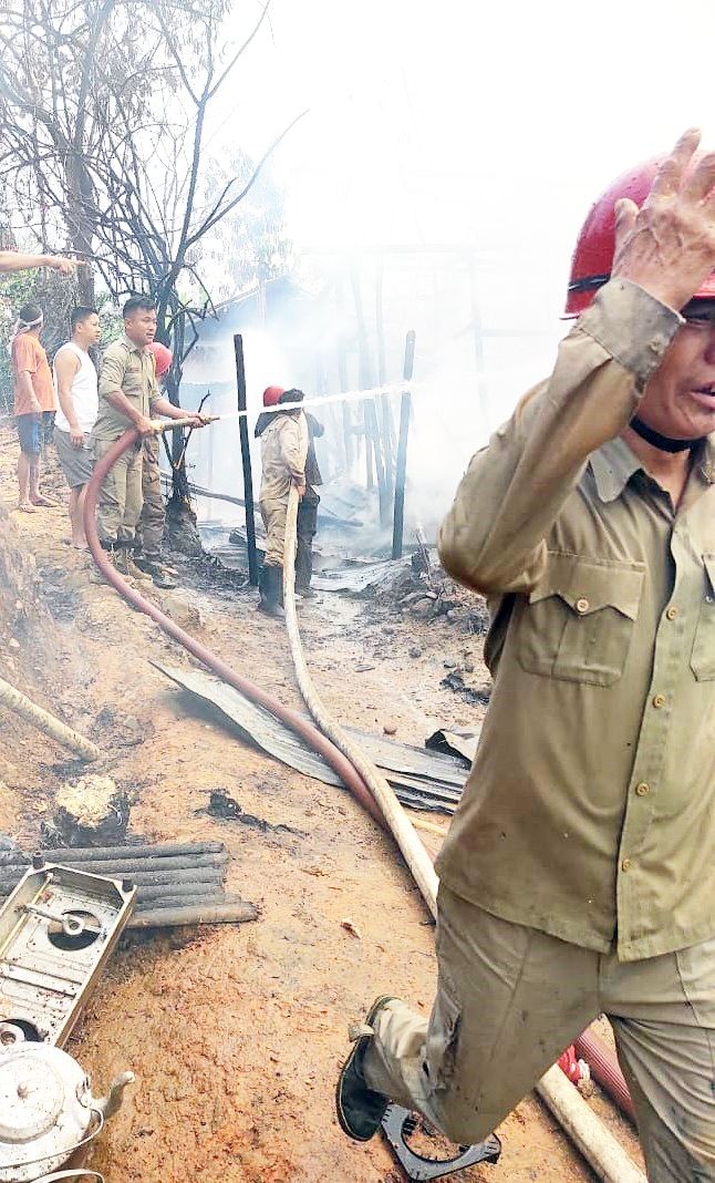 Fire personnel can be seen fighting the fire at Tuli. (Photo Courtesy: RO (E), Fire and Emergency Services)