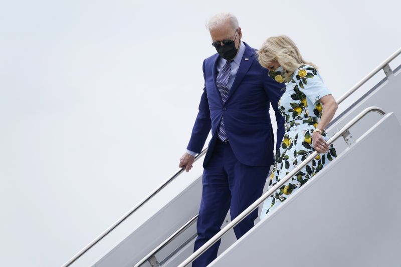 President Joe Biden and first lady Jill Biden arrive at Lawson Army Airfield during a trip to mark his 100th day in office on April 29, 2021, in Fort Benning, Ga. (AP/PTI Photo)