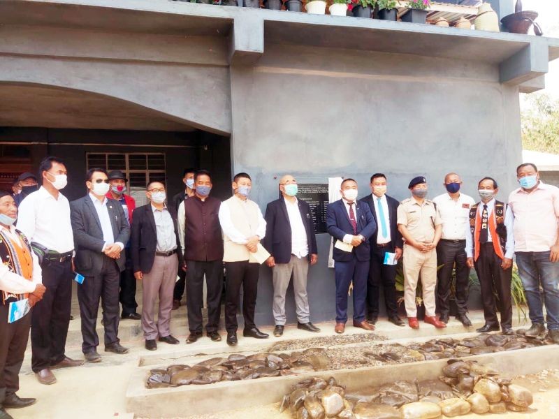 Minister Neiba Kronu and others during the inauguration of first VDB village building at Kütsapo on April 27.