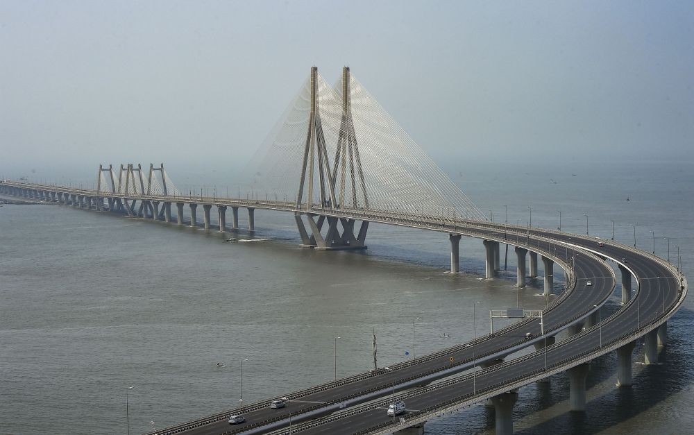 Mumbai: Bandra Worli Sea Link wears a deserted look as Maharashtra Government announced weekend lockdown due to surge in COVID-19 cases in Mumbai, Saturday, April 10, 2021. (PTI Photo/Kunal Patil)