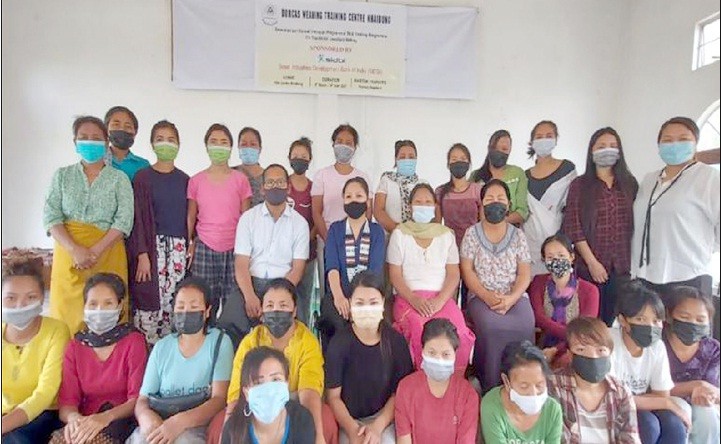 Swavalamban Kausal Unnayan (skill training programme) on traditional jewellery making organised by Dorcas Weaving Training Centre (DWTC), Khaibung and sponsored by SIDBI (Small Industries Development Bank of India) was conducted from March 8 - April 10 at Kuki Baptist Association Nagaland Centre Khaibung. The valedictory function was held at KBAN Centre Chapel Hall on April 12. A total of 30 participants both women and school dropout girls attended the training where awareness session on CGTMSE, MUDRA and Start Up India Schemes were also addressed. Runway Nagaland was the master trainer for the programme. (Photo Courtesy: KBAN Women Department) 