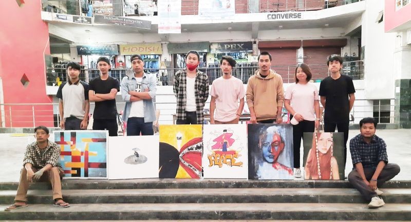 Mokokchung celebrated World Art Day along with the rest of Nagaland at MMC, Complex, Mokokchung with around 10 artists from Mokokchung participating in a live painting and art exhibition. It was organized by Neu! Naga Foundation for the Arts and powered by TaFMA. Seen in the picture are the artists with their artworks. (Morung Photo)