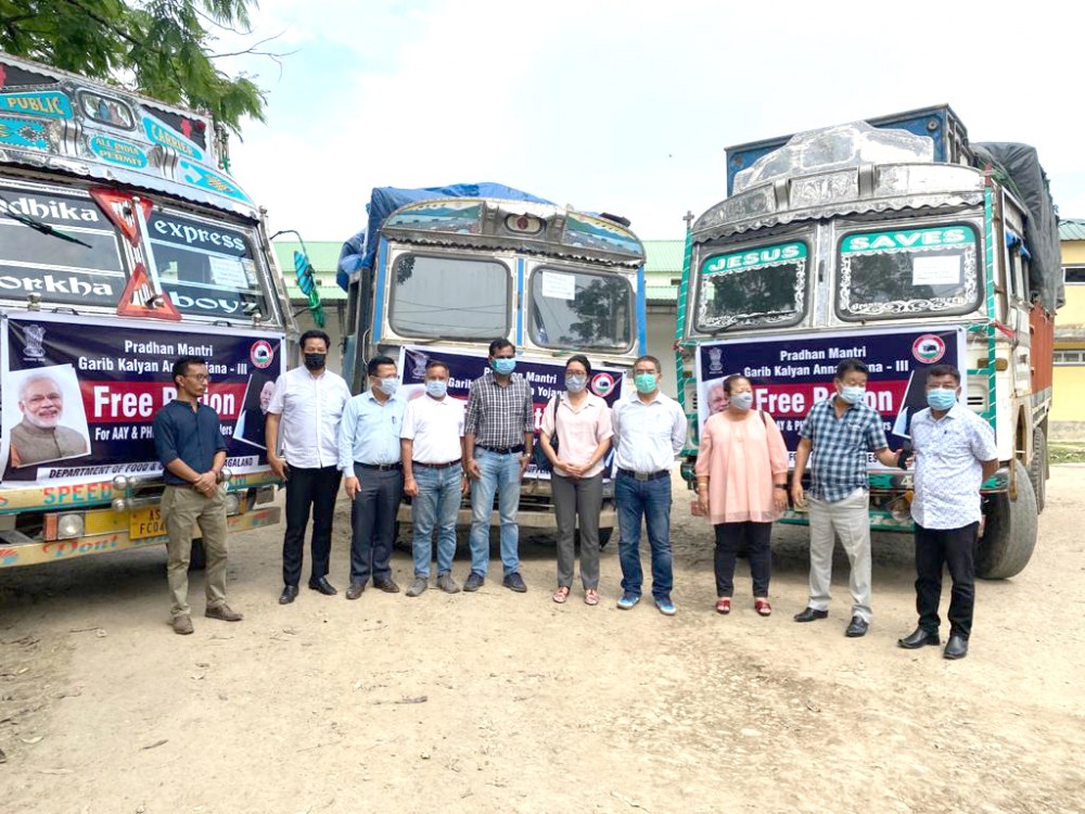 Officials during the launching of additional allocation of food-grains for distribution to all beneficiaries under TPDS (AAY and PHH including those covered under DBT) under Pradhan Mantri Garib Kalyan Anna Yojana.