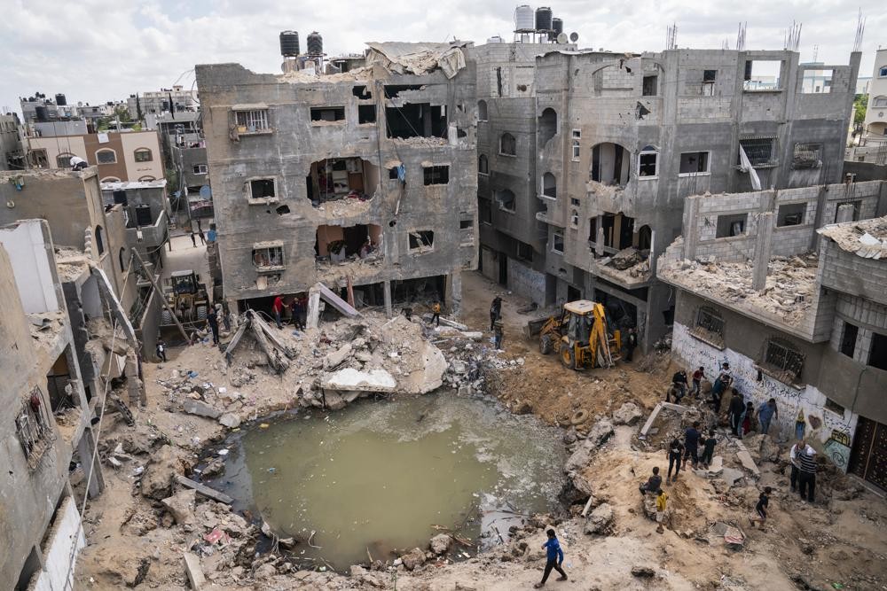 After another war, displaced in Gaza face familiar plight