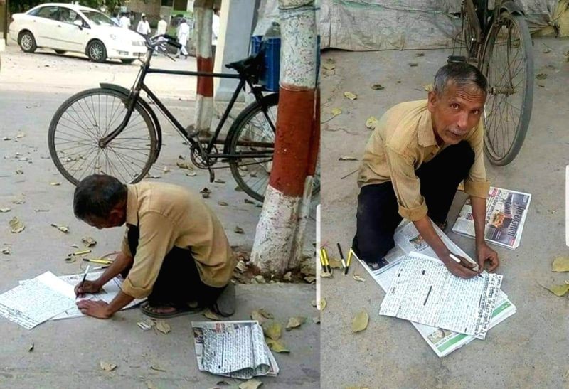 This journalist writes his own newspaper. (IANS Photo)