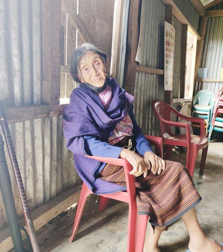 96-year-old Ulasieü, a resident of Perizie Colony, Ward -1, Kohima was the oldest beneficiary to get the first dose of COVID-19 vaccine among the 155 beneficiaries who were inoculated during the free vaccination drive in the colony on June 18. (Photo Courtesy: Loreni Tsanglao)