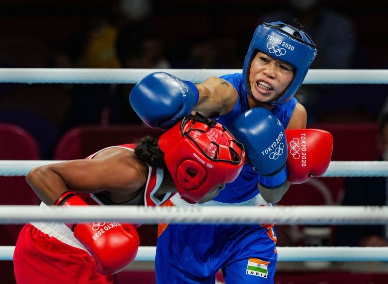 India's Mary Kom (R) during her bout against Ingrit Valencia of Columbia in women's Fly (48-51kg) boxing Round of 16, at the Summer Olympics 2020 in Tokyo on July 29, 2021. (PTI Photo)