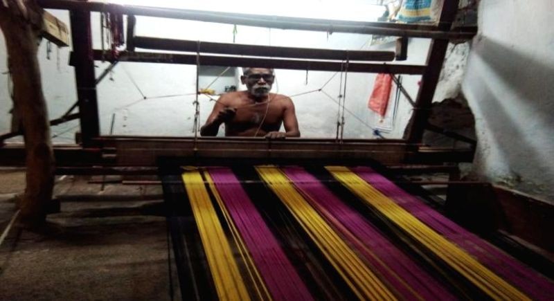 In Telangana, artisans turn to mask-making to sustain craft, community. (IANS Photo0