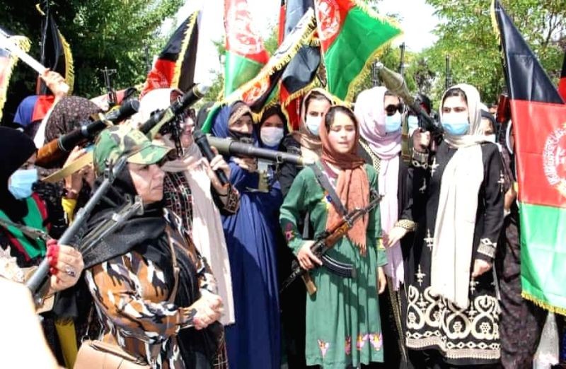 Armed Afghan women take to the streets against Taliban.(Facebook/IANS Phot)