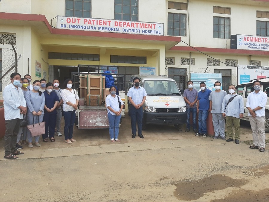 DC Mokokchung Limawabang Jamir, MS of IMDH Dr Limatula Aier and CMO Dr R Chubala Aier after formally receiving the X-ray machine and ambulance donated by family of Late NI Jamir family to Mokokchung COVID Hospital on July 21.