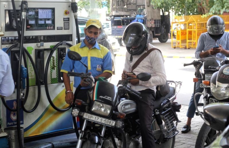 No revision in fuel prices for 12 straight days. (IANS Photo)