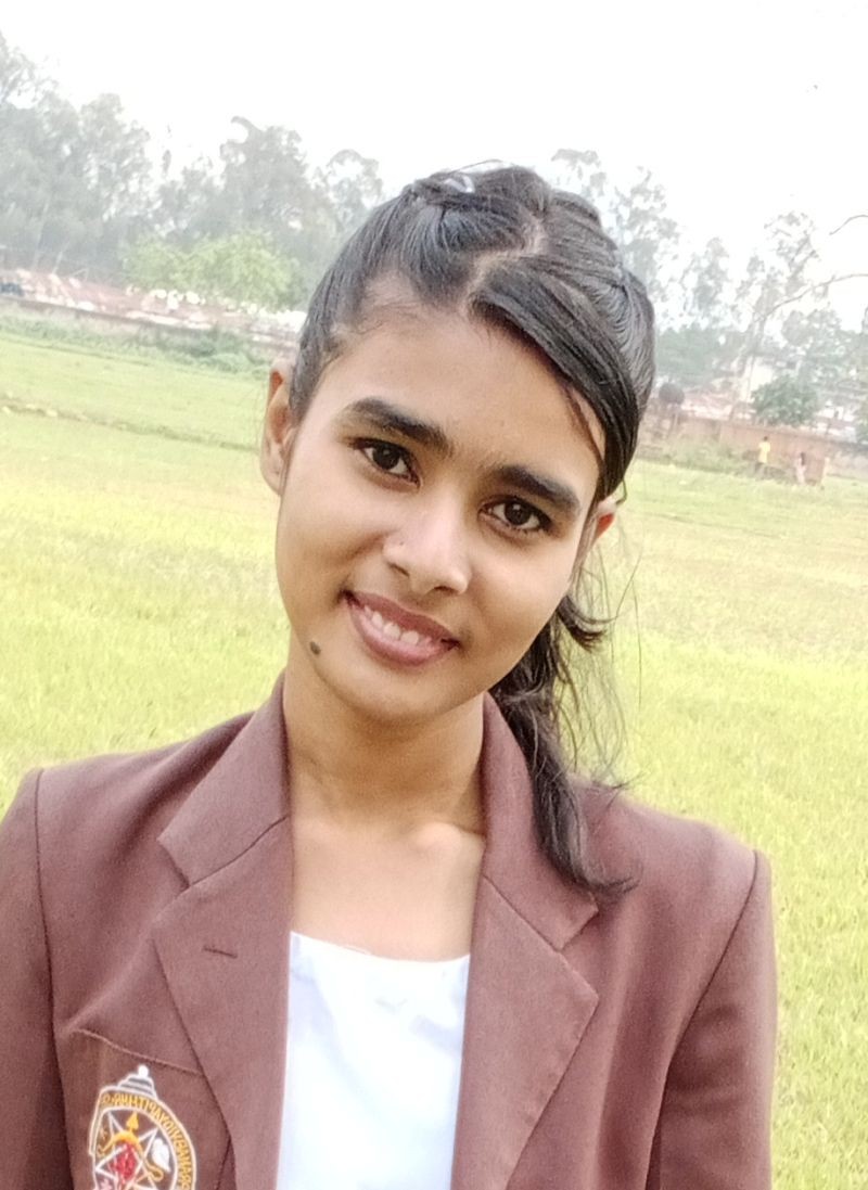 Pallavi Kumari Singh, HSSLC exam Commerce Topper