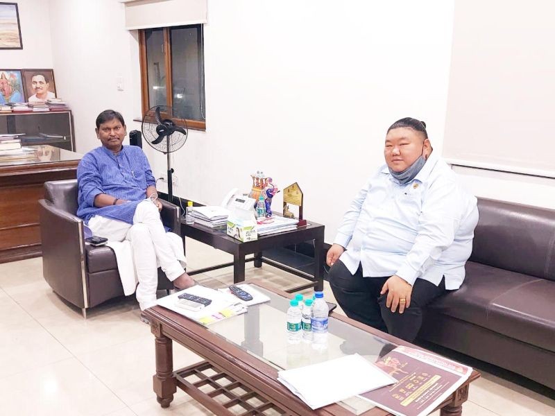 Nagaland’s Higher Education & Tribal Affairs Minister, Temjen Imna Along paid a courtesy visit to Union Minister for Tribal Affairs, Arjun Munda in Delhi on July 9. Temjen Imna discussed with the latter on various issues with concern for the welfare of the tribal. It also discussed about the scholarship issue of tribal students, initiatives for village livelihood and recognition of tribal festivals of Nagaland by Government of India. Further, the duo discussed the ways in which they could work together to strengthen the reforms in community infrastructure at the grassroot level.