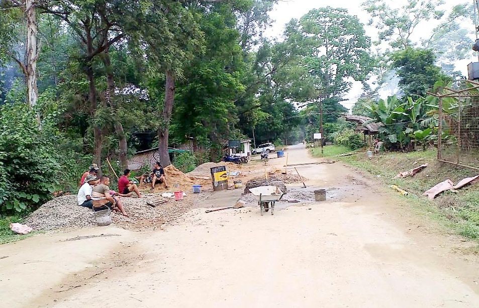 The stretch of RP Gate-Chümoukedima Village road which was allegedly blocked by Nagaland Police headquarters Chümoukedima according to Chümoukedima Village Youth Society.