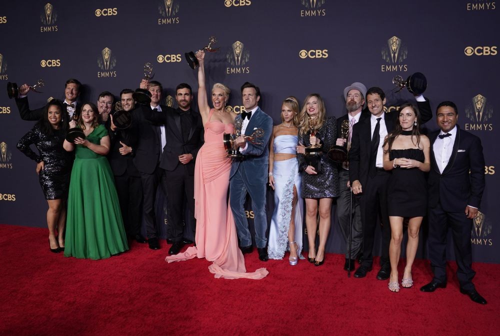 Los Angeles: Brett Goldstein, Hannah Waddingham, Jason Sudeikis, Juno Temple and the cast and crew from "Ted Lasso" pose with their awards for outstanding supporting actor in a comedy series, outstanding supporting actress in a comedy series, outstanding lead actor in a comedy series and outstanding comedy series at the 73rd Primetime Emmy Awards on Sunday, Sept. 19, 2021, at L.A. Live in Los Angeles. (AP Photo