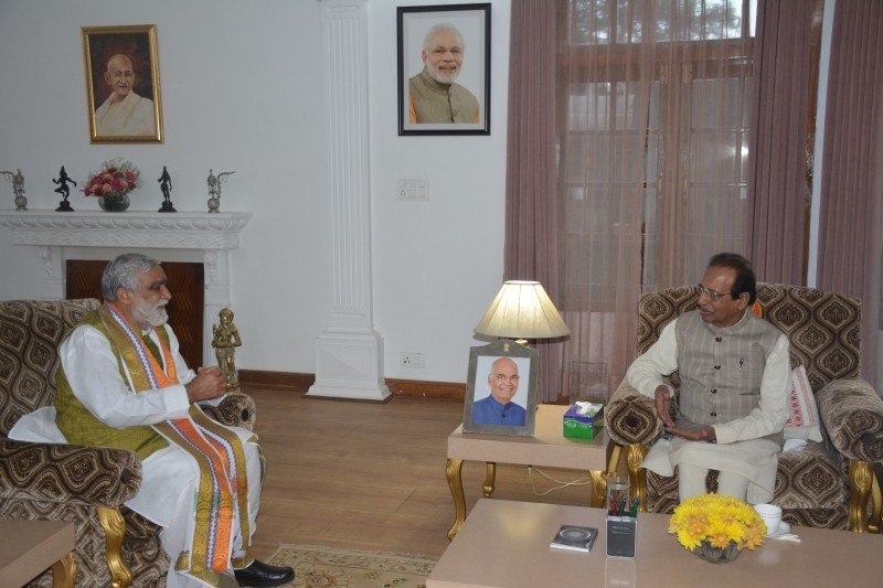 Ashwini Kumar Choubey, Minister of State for Environment, Forest & Climate Change, Government of India, called on Governor, Prof Jagdish Mukhi at Raj Bhavan Kohima on September 20. “They discussed matters relating to our forests and environment,” a press note from PRO Raj Bhavan stated.