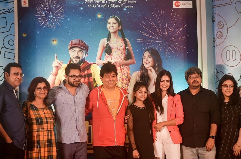 Kolkata: Cast and crew members pose for photographs as they unveil the first poster of their upcoming film 'Kolkata'r Harry' in Kolkata, Tuesday, Sept. 14, 2021. (PTI Photo/Swapan Mahapatra)