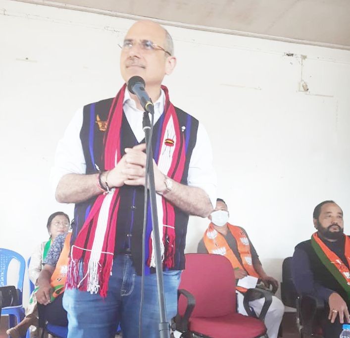 BJP National Spokesperson and in charge of Nagaland state, Nalin S Kohli visited Old Riphyim Tourist village under 37 Tyui A/C and interacted with BJP karyakartas. The meeting will strengthen the party in its endeavor to reach out to every section of the people.  (Photo Courtesy: Media Cell Dy CMO)