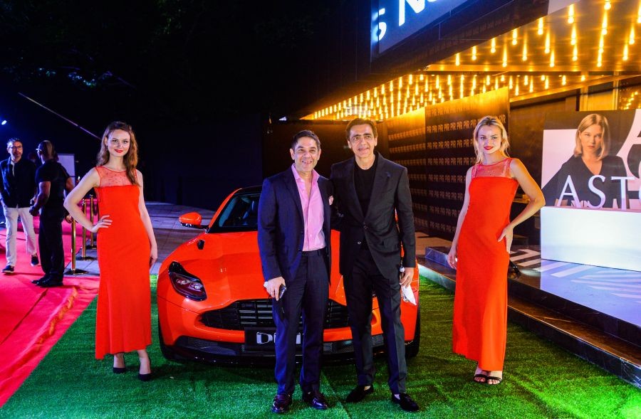 **EDS: HANDOUT PHOTO MADE AVAILABLE  FROM PR ON THURSDAY, SEPT. 30, 2021** New Delhi; Ajay Bijli, Chairman and MD, PVR Ltd and Sanjeev Kumar Bijli, Joint Managing Director, PVR Ltd. at the re-opening of its flagship multiplex property PVR SAKET (erstwhile Anupam) . (PTI Photo)
