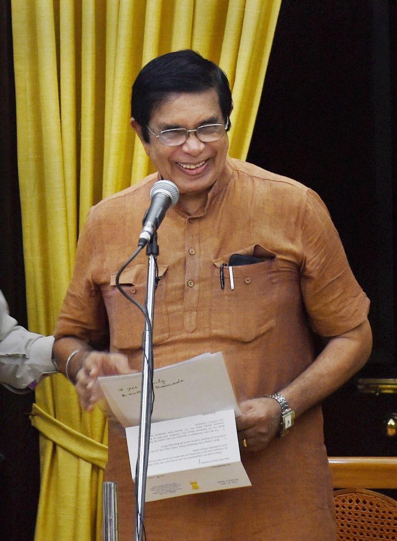 In this file photo dated July 8, 2016, former union minister and Congress leader Oscar Fernandes. Fernandes died on Monday, Sept. 13, 2021. (PTI File Photo)