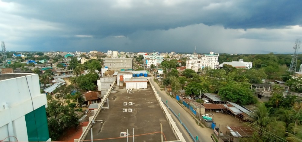 A thick grey rain cloud loomed over the southern skies of Dimapur near foothills of Chümoukedima and adjoining areas. (File Photo)