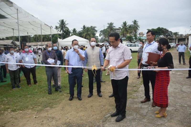 Advisor for Industries & Commerce, Labour and Employment, Skill Development and Entrepreneurship, Imnatiba Jamir graced the 'Vanijya utsav' event in Dimapur as the special guest. (DIPR Photo)