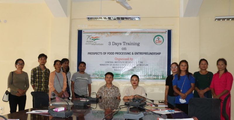 Trainees of the 3-day campus training on “Prospects of Food Processing & Entrepreneurship” which started at the Central Institute of Horticulture, Medziphema on September 22. (Photo: CIH)