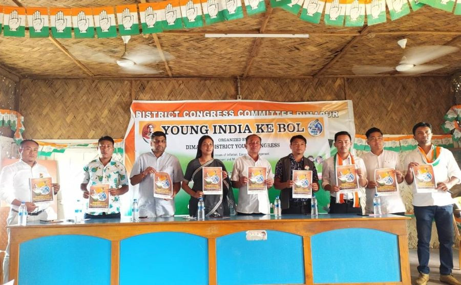The Dimapur District Youth Congress observed the martyrdom of Former PM Indira Gandhi and birth anniversary of Sardar Vallabhbhai Patel at Dimapur DCC office on October 31. The programme also witnessed the launching of ‘Young India Ke Bol’ by Krishna Das National Secretary, IYC and In-charge of Nagaland. Earlier during the day, Nagaland Pradesh Youth Congress organized a blood donation programme at Blood Bank, District Hospital Dimapur which saw the participation of 15 blood donors. (Photo Courtesy: Media Cell, Dimapur DYC)