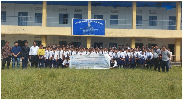 Participants of Global Hand Washing Day at Government High School, Phomching HQ on October 15.