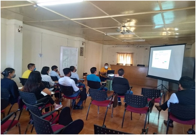 A one-day training of Child Enrolment Lite Client (CELC) Kit for Aadhaar Operators/Supervisors was conducted by the Office of the Commissioner  & Registrar for Aadhaar, Nagaland on October 12 with John Oinam, Assistant Manager UIDAI as resource person. A total of 11 operators from the districts of Kohima, Dimapur, Mokokchung and Tuensang were trained on different technical aspects and usages of the Kit in terms of Aadhar Child enrolment and hands-on demonstration was also imparted. CELC mode of Aadhaar generation is basically for children within the age group of 0 to less than 5 years.