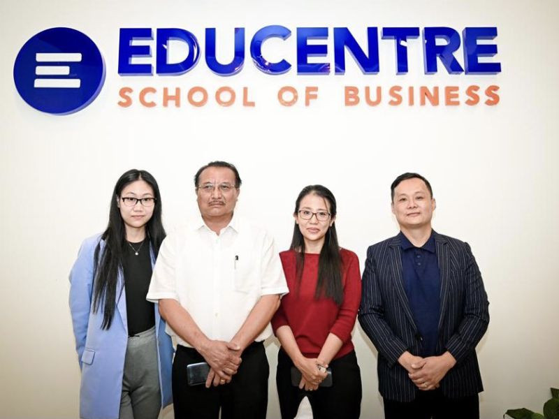 Director of Industries & Commerce, Hokishe K Assumi (second from left) inaugurated the Educentre- School of Business in Dimapur on October 28.