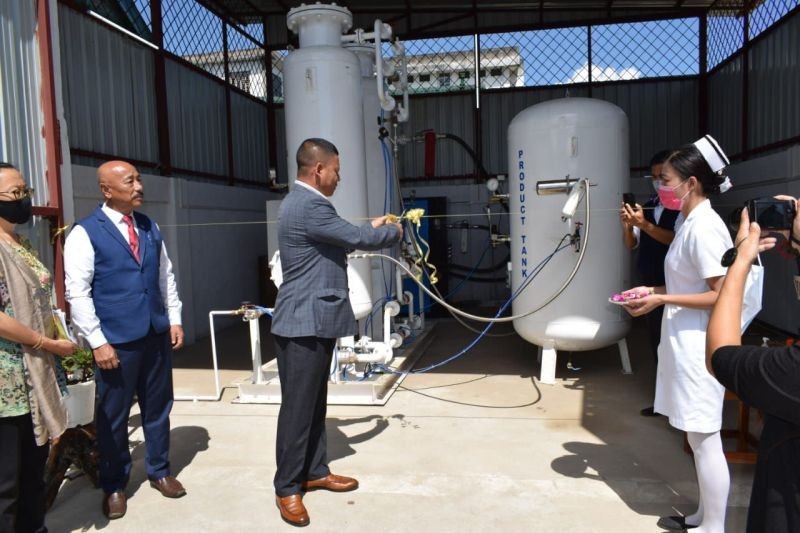 DC Phek Razouvolie Dozo NCS inaugurating the PSA Oxygen Plant under PM Cares, 500 LPM PSA Oxygen Plant at District Hospital Phek on October 7.