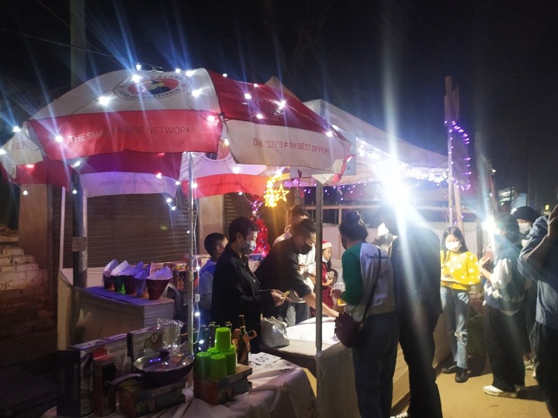 The three-day Duncan Night Carnival oragnised by the Duncan Youth Organisation, Dimapur commenced on December 21 featuring music, food, entertainment, games. The event scheduled from 5:00 pm to 9:00 pm till December 23 is being organized along the roadside from Dimapur Ao Baptist Church to The Morung Express. (Morung Photo)