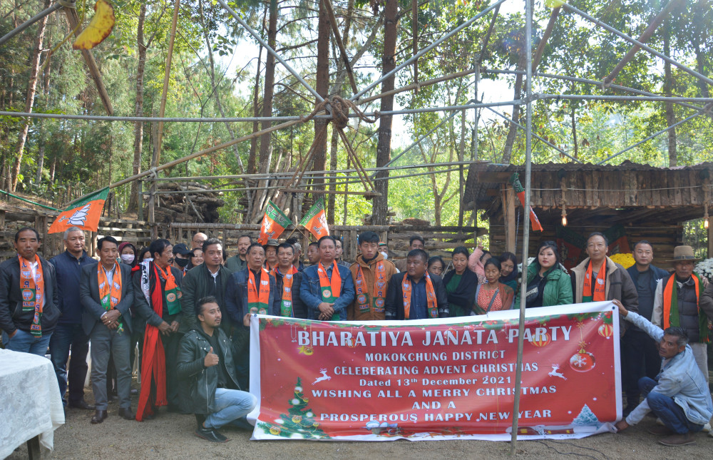 BJP Mokokchung district workers along with ex Minister Nuklutoshi Longkumer, the in-charge of Mokokchung district, celebrating Advent Christmas programme at Jentisang Resort, Ungma on Monday, December 13. 